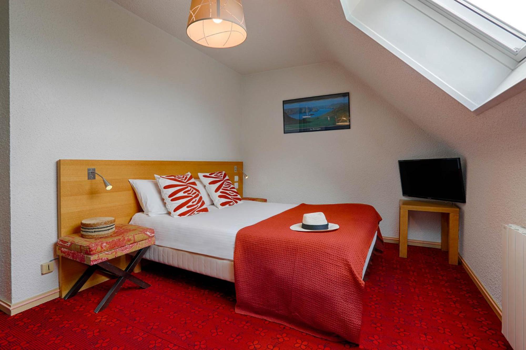 Hotel Le Branhoc - Brit Hotel オーレー エクステリア 写真