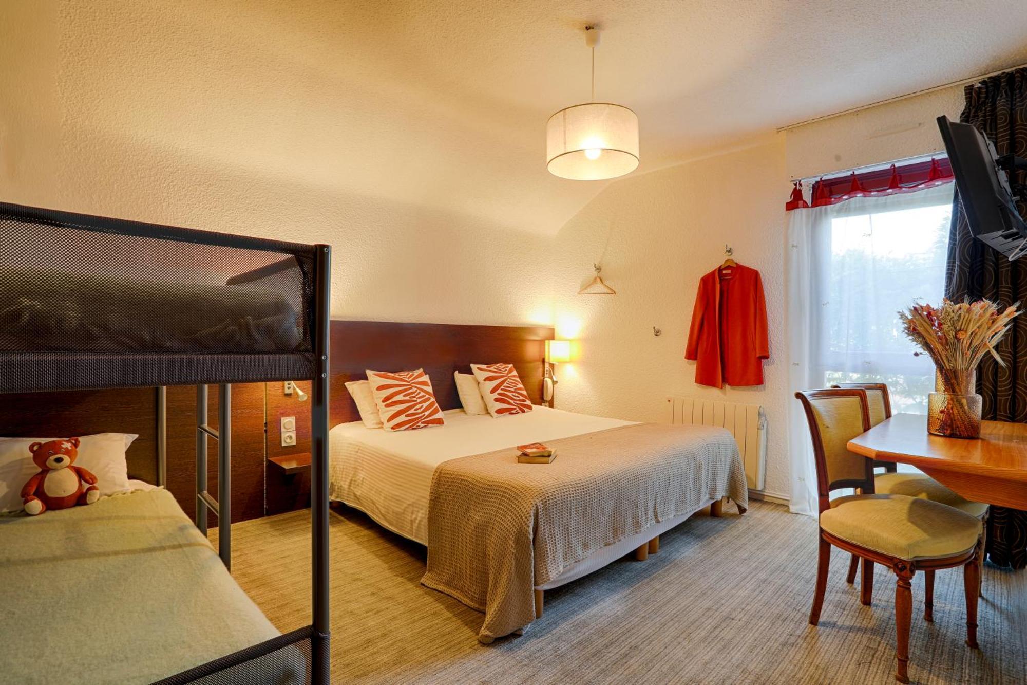 Hotel Le Branhoc - Brit Hotel オーレー エクステリア 写真