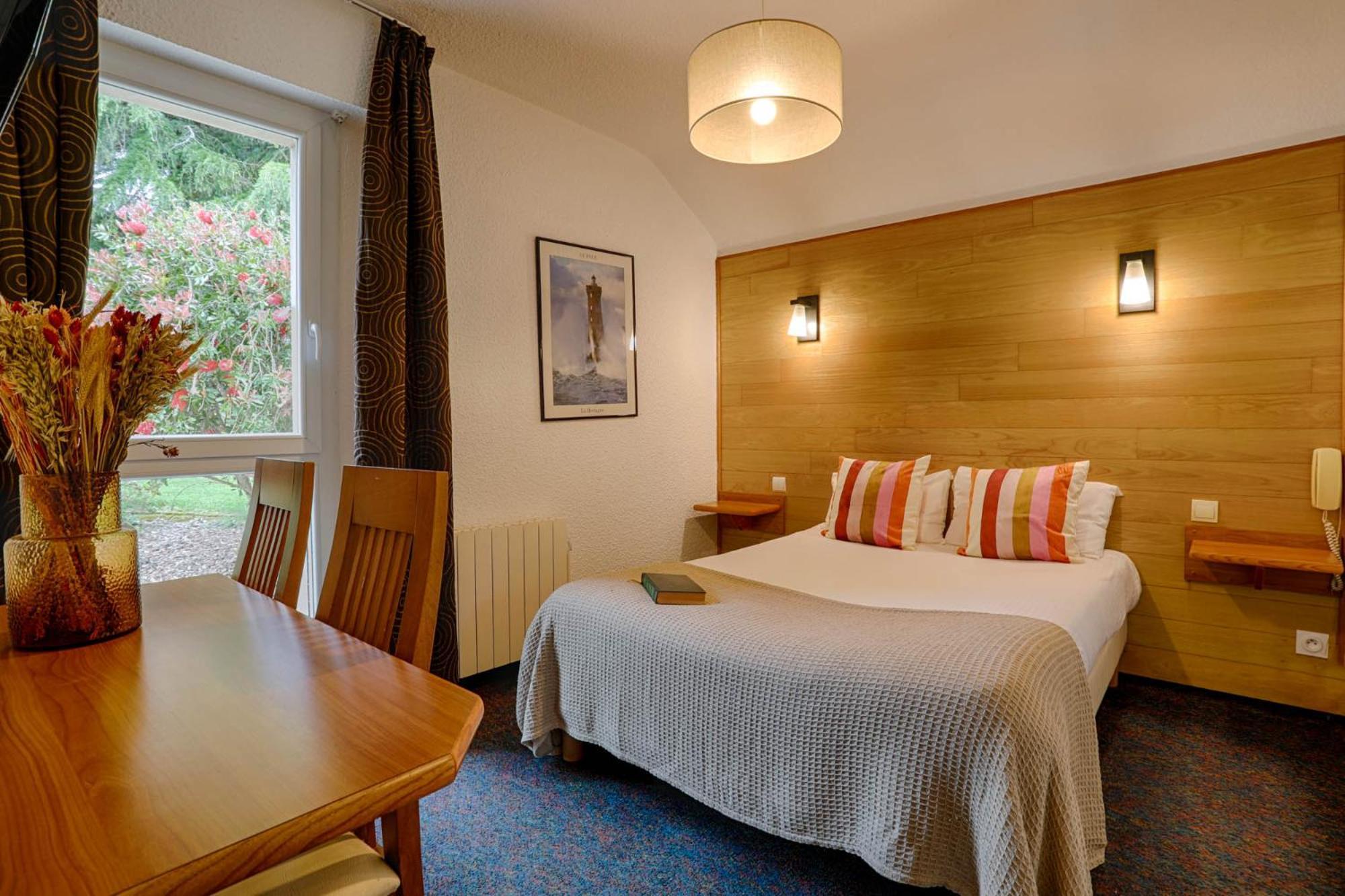 Hotel Le Branhoc - Brit Hotel オーレー エクステリア 写真