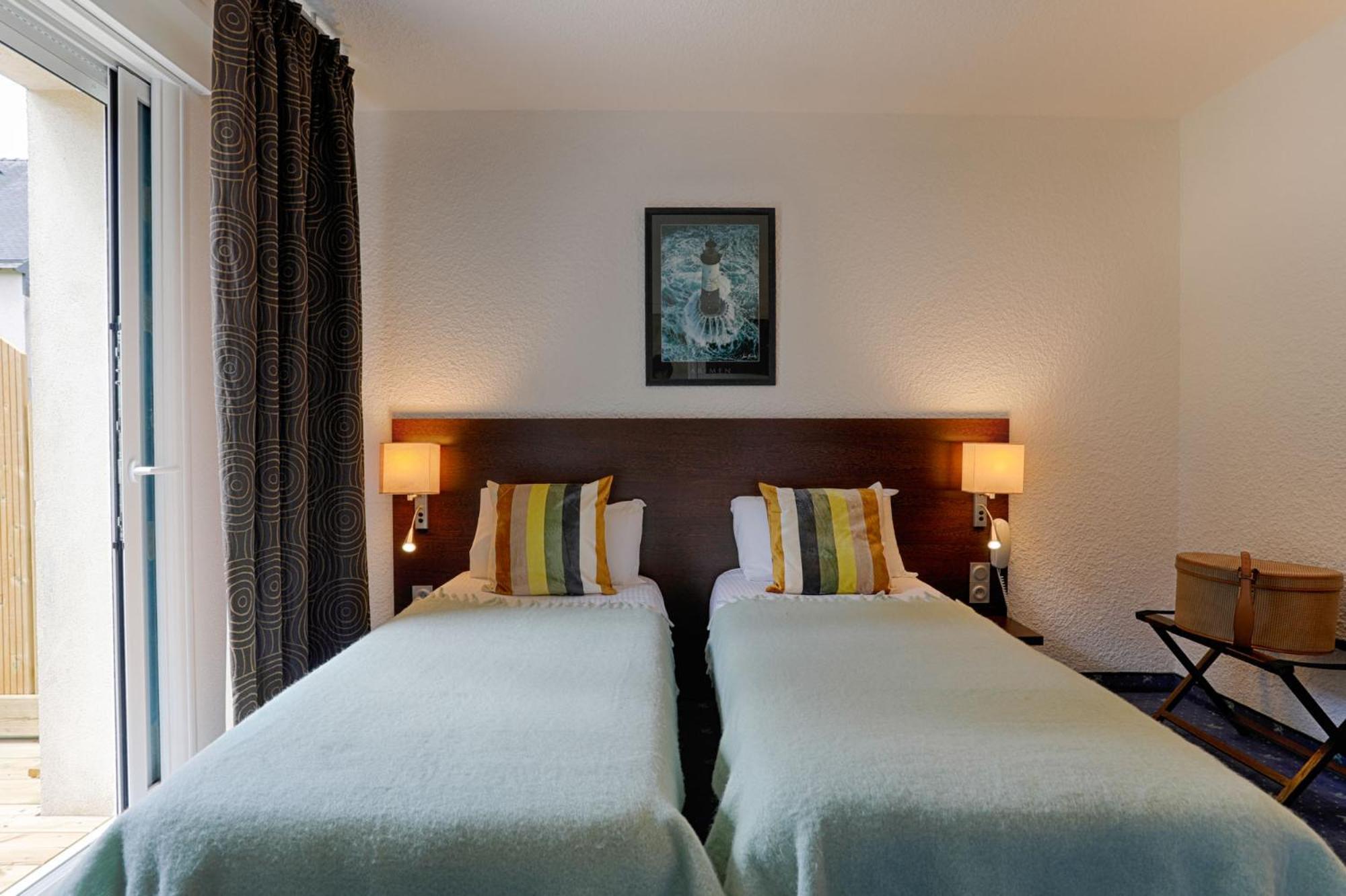 Hotel Le Branhoc - Brit Hotel オーレー エクステリア 写真