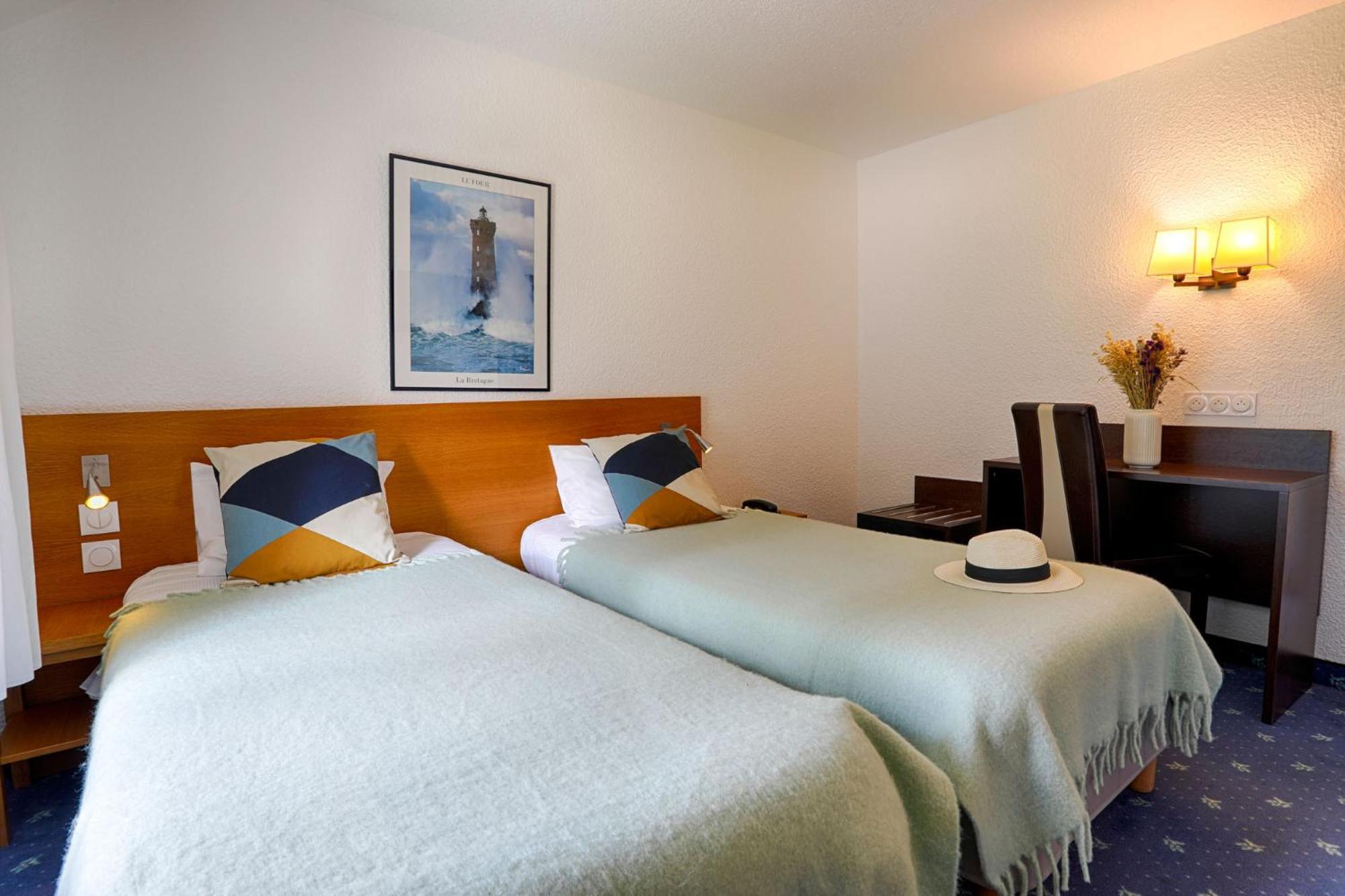 Hotel Le Branhoc - Brit Hotel オーレー エクステリア 写真