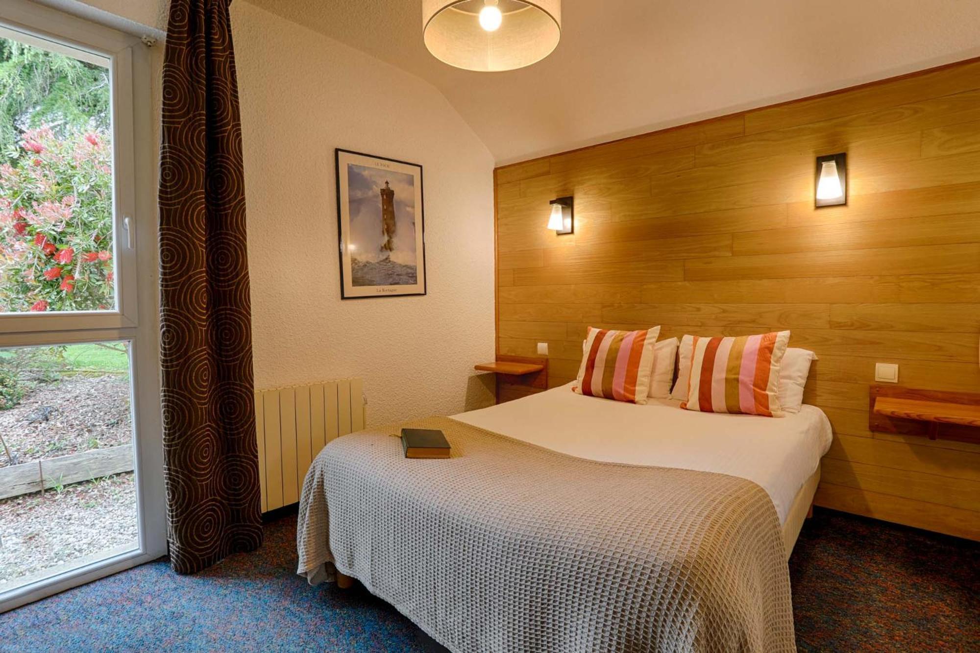 Hotel Le Branhoc - Brit Hotel オーレー エクステリア 写真